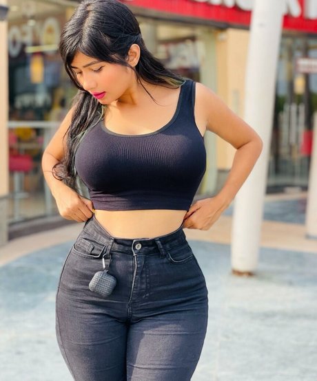 Neha Singh nackt freie archiv