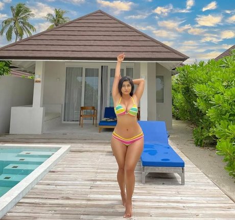 Pratika Sood heiße beste foto