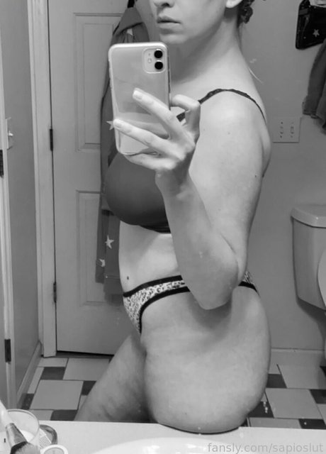 sapioslut pornostar nacktheit archiv