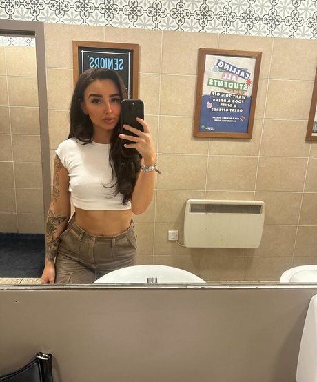 Chloe Panchal perfekte sex foto