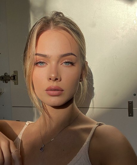 Sara Crumbleleg kostenlose pornostar bilder