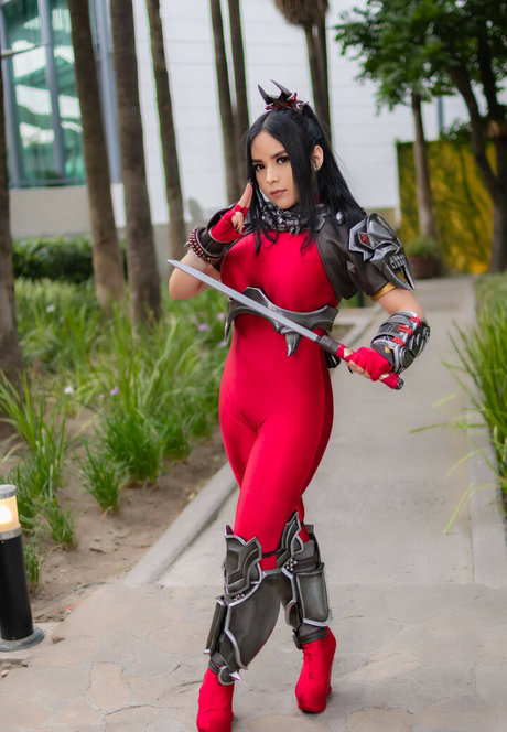 KarenG Cosplay top pornographische fotos