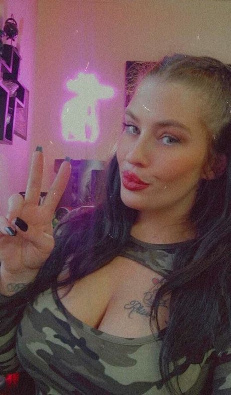 ebenholz-teen-onlyfans hübsche hd archiv