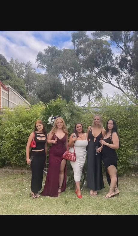 Raphaela S pornostar top archiv