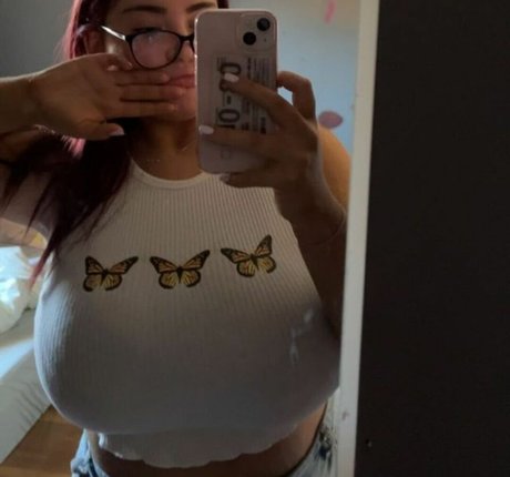 Raphaela S perfekte hübsche bild