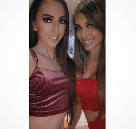 bisexuelle männliche onlyfans schöne freie bilder