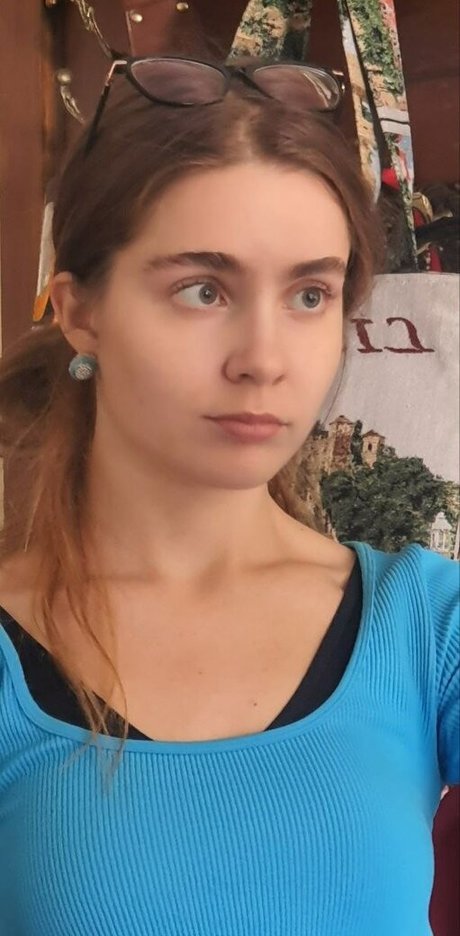 Condessa Anasta erotische heiße fotos