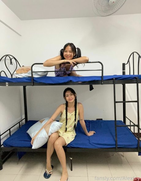 AlexIcy nacktheit exklusive fotos