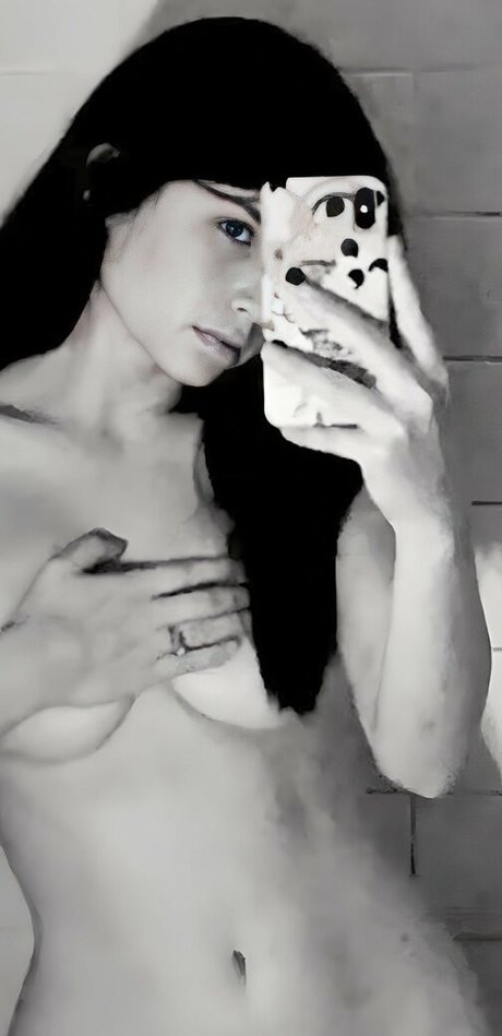 Willow Avalon erwachsene kunst foto