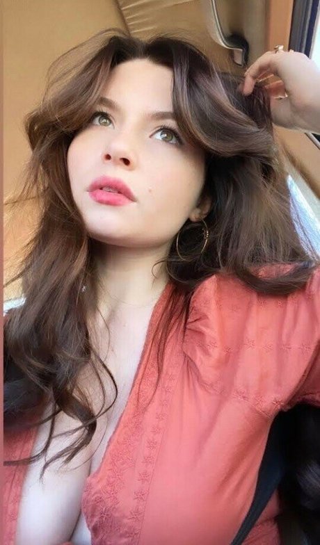 Willow Avalon sexy nackten bilder