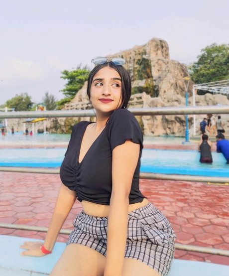 Ruchika Tandon top hd galerie