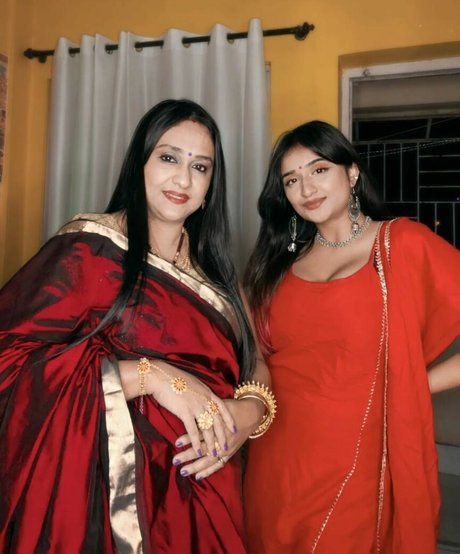 Ruchika Tandon exklusive heiße archiv