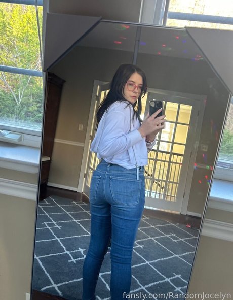 RandomJocelyn hd nackt galerie