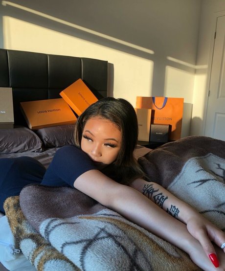 cfnm onlyfans hübsche kostenlose foto