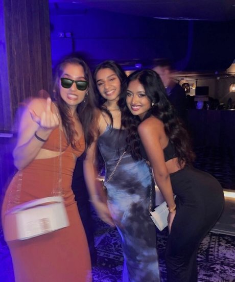 bbw brünette nur fans heiße nackte foto