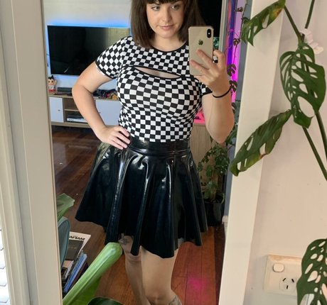 Naysy pornostar akt fotos