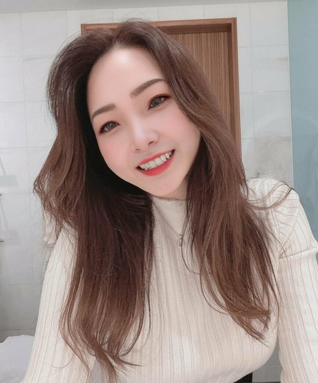 schlampe teen onlyfans xxx nackte galerien