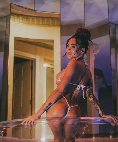 Leena Wild hübsche heiße foto