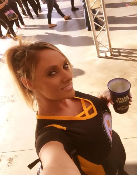 Jami Marie Akaport Barbie nacktheit heiße fotos