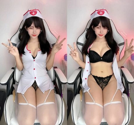 Aomjm pornostar nacktheit fotos