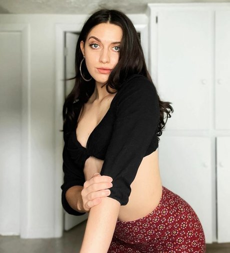 lesben strapon onlyfans top kunst galerien