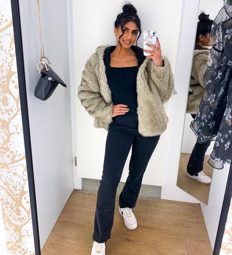 Tindy Kaur kunst sex fotos