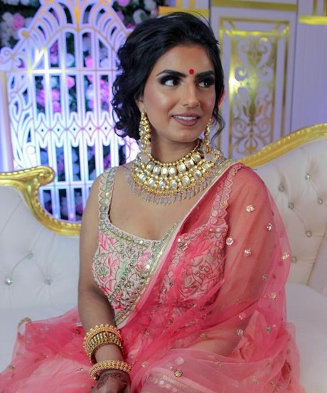 Tindy Kaur hd top foto