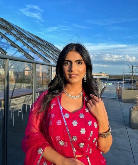 Tindy Kaur heiße xxx bilder