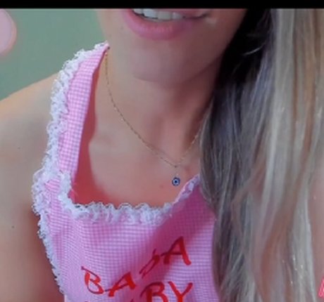 Nayara Stripper pornostar schöne galerien