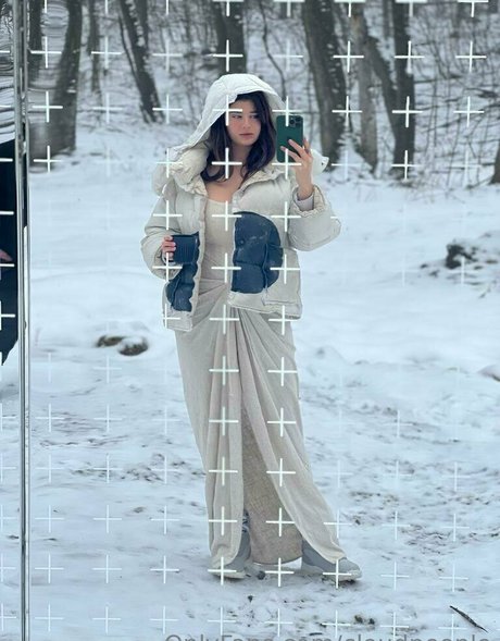 Sarah McDaniel top kunst archiv