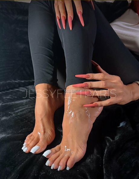 Jessyfeetparis xxx nacktheit foto