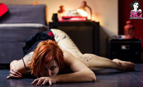 Mnemozyne top akt fotos