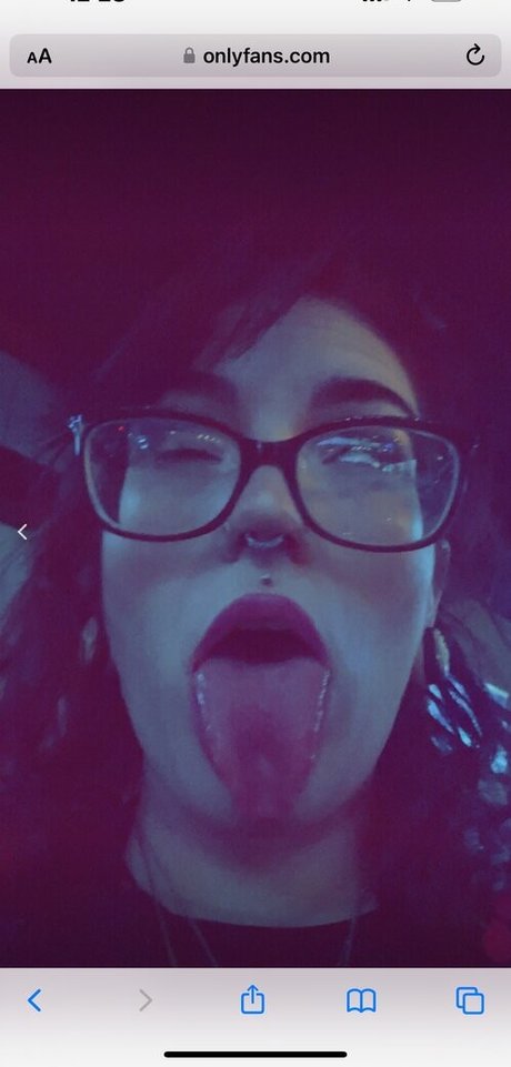 Sunnysuicide666 akt foto