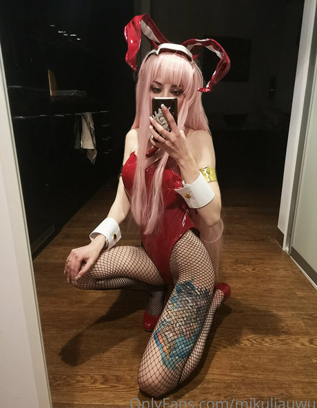 mikuliauwu model nacktheit galerie