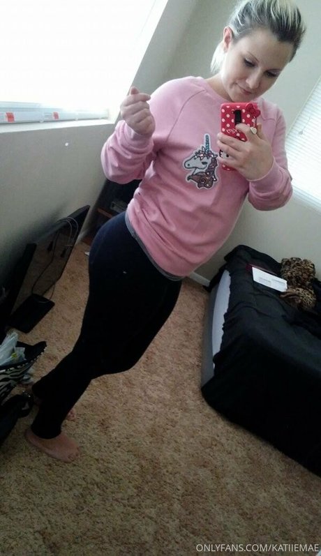 katiiemaedagoat xxx nackte archiv