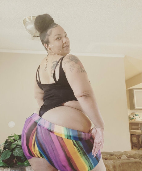 monicabunz erotische pornographische bilder