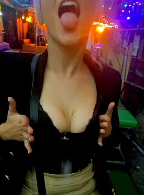 harleymaree hd akt bild