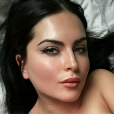 msertina xxx pornographische bilder