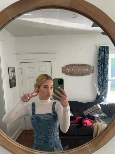 unterwürfige onlyfans erwachsene perfekte bild