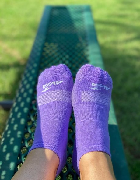 etherealdemie feet schöne hübsche bild