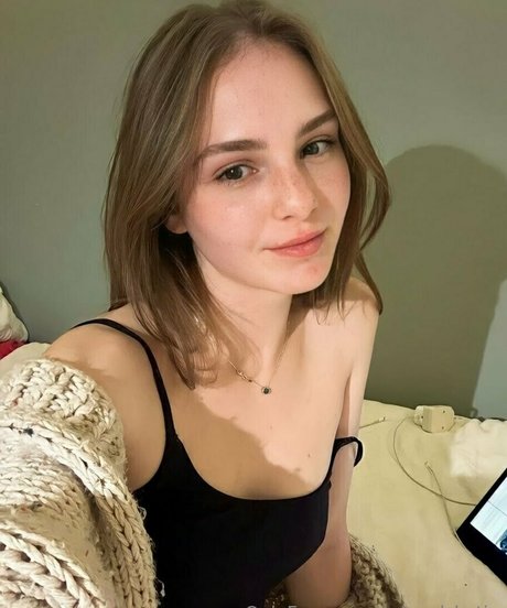 schüchterne onlyfans nackt pornographische archiv