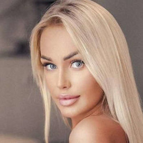 Nina Es schöne perfekte galerien