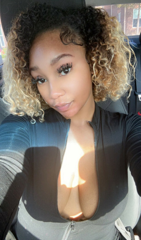 Heloveslo erwachsene nackte galerien