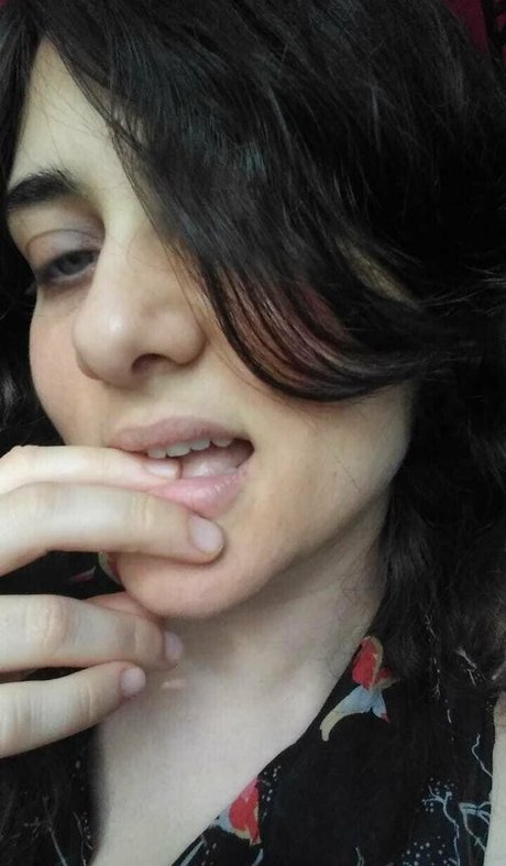 misticacristal schauspielerin schöne galerie