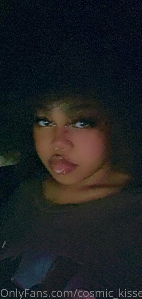 cosmic kisses20 hd erotische bild