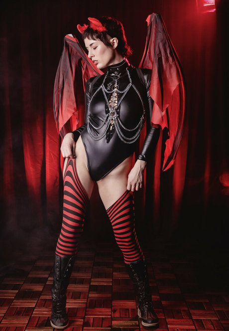 oliveglass pornostar hübsche foto