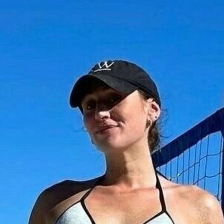 Aceswithmaci nackte foto