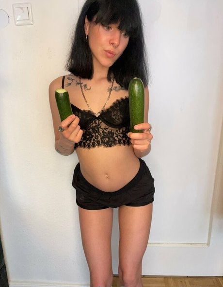 allyalden hübsche pornostar bild