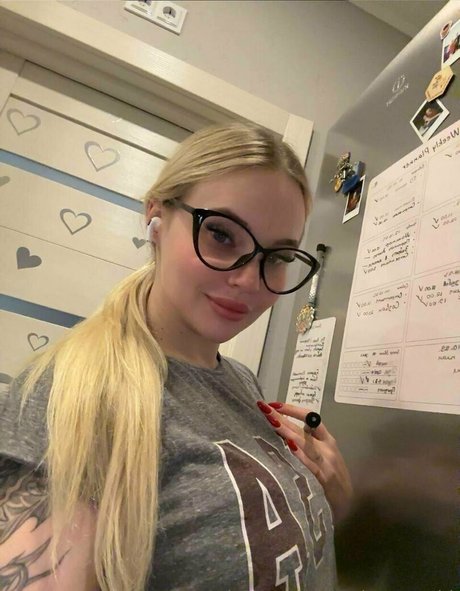 misss sandra vip hd erwachsene archiv