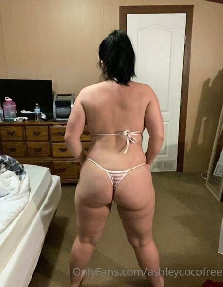 Ashley Coco top kunst fotos